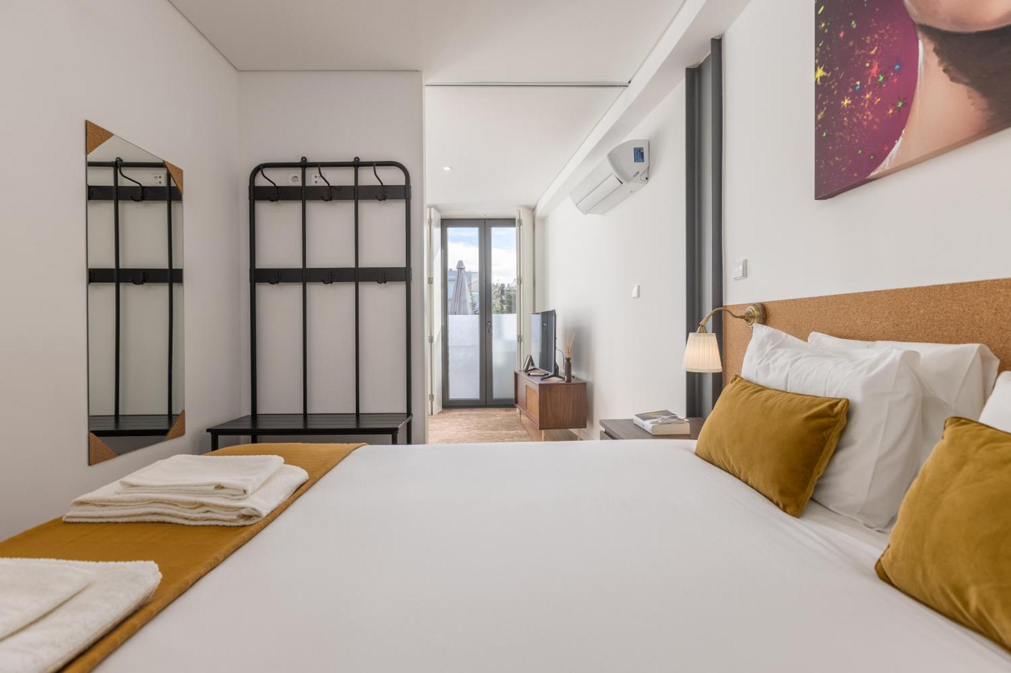 Appartement New!central W/ Sunny Terrace - 9 Min Walk Trindade Oporto